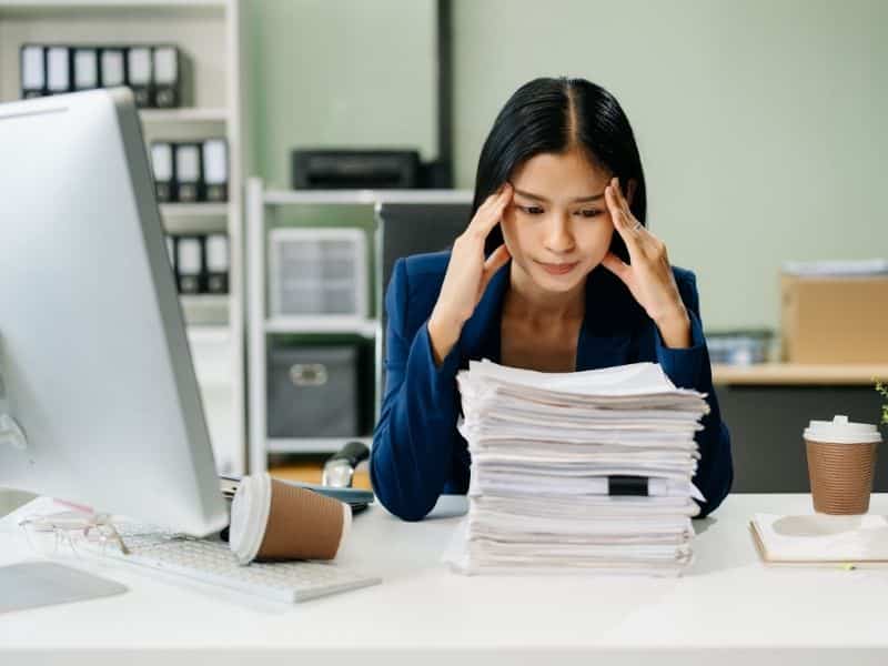 A hiring manager is stressed after interviews due to a lack of a structured interview process.